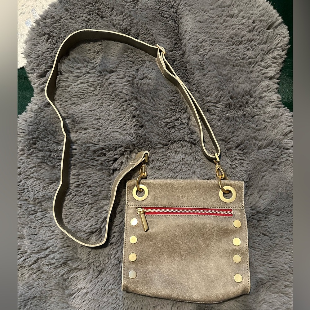 Hammitt Tony Small Crossbody in Pewter/Brushed Gold Red Zip - Picture 8 of 15
